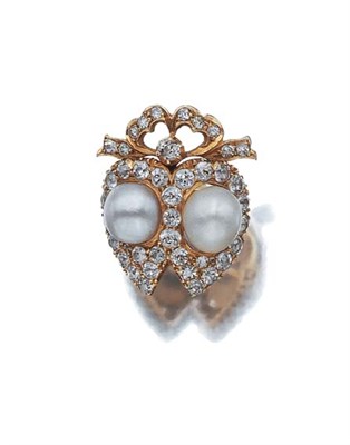 Lot 3560 - Antique Gold, Pearl and Diamond Ring