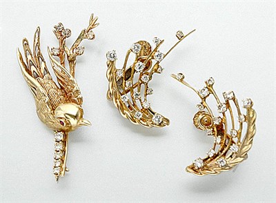 Lot 331 - Gold and Diamond Bird Brooch and Pair of Diamond Spray Earclips