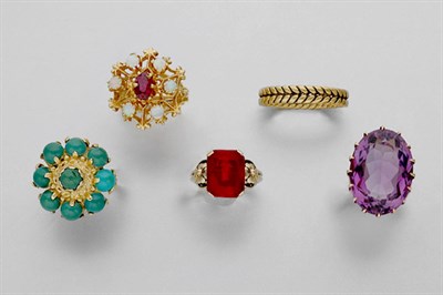 Lot 599 - Six Rings
