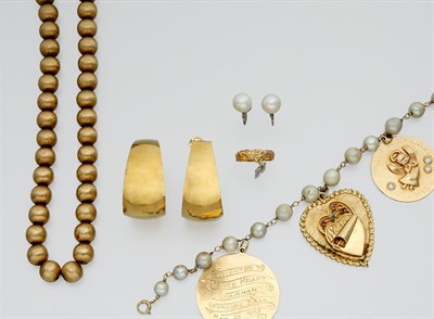 Lot 658 - Group of Gold and Cultured Pearl Jewelry