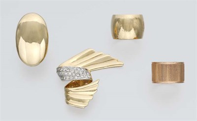 Lot 893 - Group of Gold Jewelry
