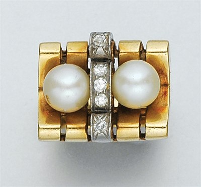 Lot 245 - Gold, Cultured Pearl and Diamond Ring