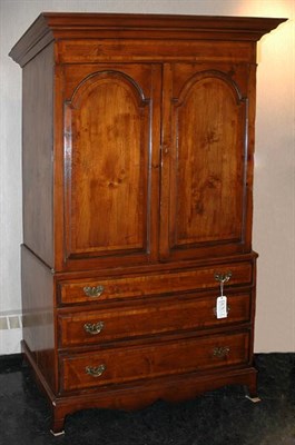 Lot 255 - Georgian Style Mahogany Linen Press Height 7...