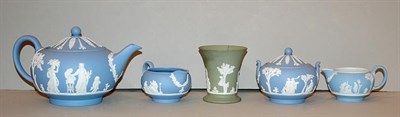 Lot 306 - Miscellaneous Group of Five Wedgwood Pottery...
