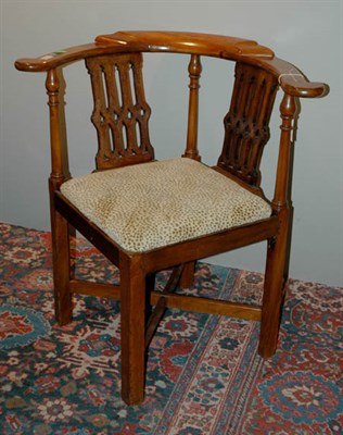 Lot 402 - George III Mahogany Corner Chair The curved...