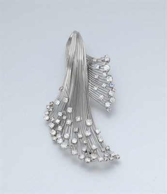 Lot 411 - Diamond Spray Clip-Brooch