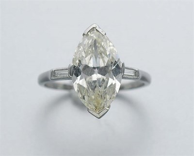 Lot 404 - Diamond Ring