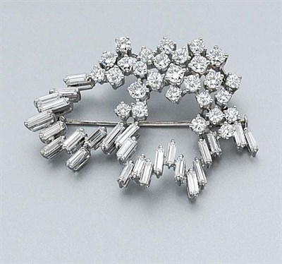 Lot 645 - Diamond Pendant-Brooch