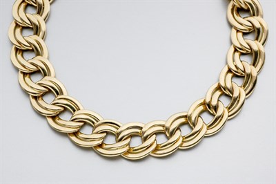 Lot 656 - Gold Necklace