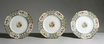 Lot 3194 - Set of Twelve Crown Ducal Ware Pottery Dinner...
