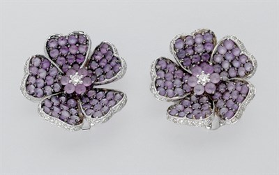 Lot 527 - Pair of Flower Earclips