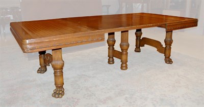 Lot 3441 - Oak Extension Dining Table The rectangular top...