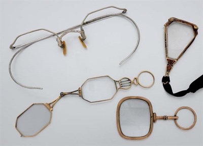 Lot 569 - Five Assorted Eyeglass Items
