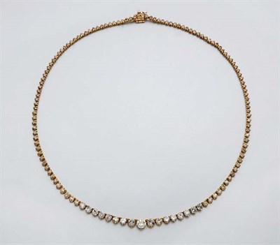 Lot 536 - Diamond Necklace