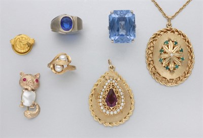 Lot 9 - Group of Assorted Jewelry
