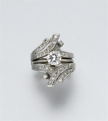 Lot 103 - Diamond Ring