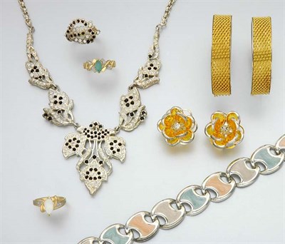 Lot 106 - Group of Assorted Gold and Metal Jewelry