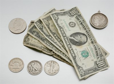 Lot 176 - Group of Assorted Coins and Currency
