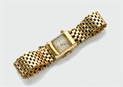 Lot 182 - Gold Wristwatch