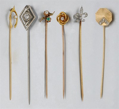 Lot 914 - Fourteen Assorted Diamond Stick Pins