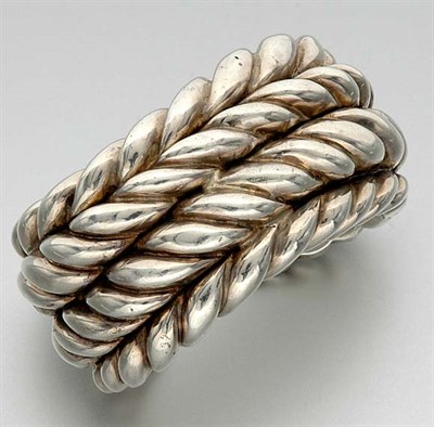Lot 280 - Silver Cuff Bangle