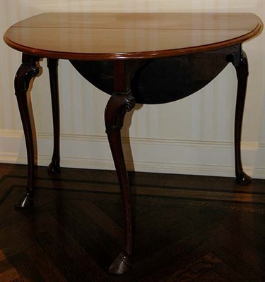 Lot 1191 - George II Mahogany Drop-Leaf Table 18th...
