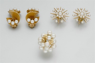 Lot 634 - Group of Gold and Cultured Pearl Jewelry
