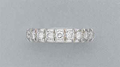 Lot 129 - Diamond Band Ring