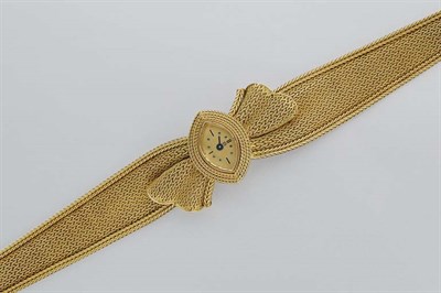 Lot 141 - Gold Mesh Wristwatch