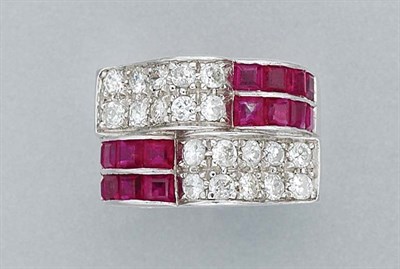 Lot 314 - Diamond and Ruby Ring
