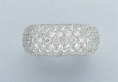 Lot 32 - Diamond Bombe Ring