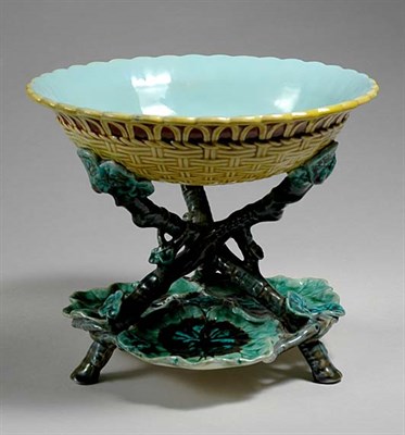 Lot 3356 - Wedgwood Majolica Centerpiece The shallow...
