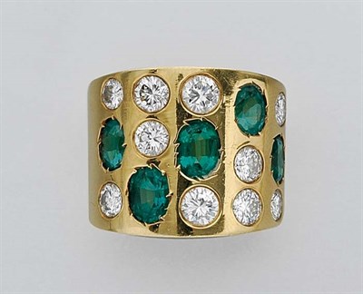 Lot 173 - Gold, Emerald and Diamond Band Ring