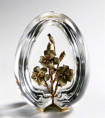Lot 4337 - Steuben Glass and Gilt-Metal Lillies
