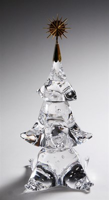 Lot 4341 - Steuben Glass and Gilt-Metal Christmas Tree