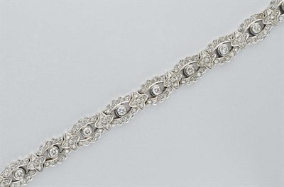 Lot 17 - Diamond Bracelet