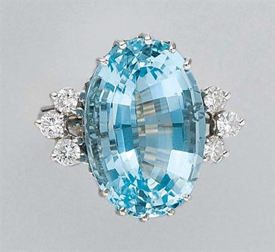 Lot 28 - Aquamarine and Diamond Ring