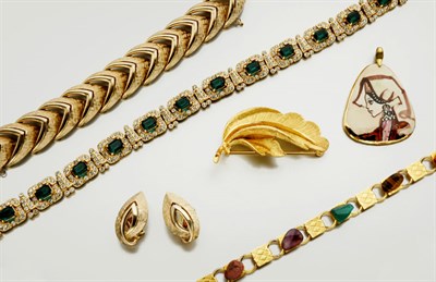 Lot 2684 - Group of Costume Jewelry