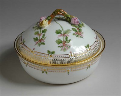 Lot 1422 - Royal Copenhagen Flora Danica Porcelain...