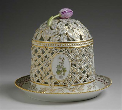 Lot 1432 - Royal Copenhagen Flora Danica Reticulated Ice...