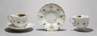 Lot 4643 - Pair of Meissen Porcelain Teacups and Saucers