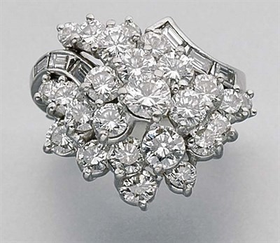 Lot 397 - Diamond Cluster Ring