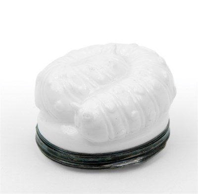 Lot 1089 - French Porcelain Bonbonniere Mennecy, mid 18th...