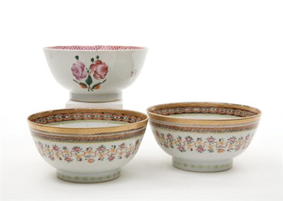Lot 1324 - Pair of Chinese Export Porcelain Bowls Late...