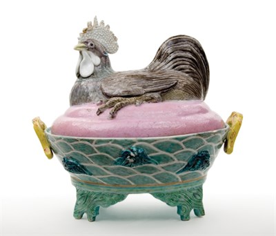 Lot 1250 - Chinese Export Porcelain Covered Tureen 20th...