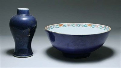 Lot 1364 - Chinese Export Porcelain Center Bowl Late 18th...