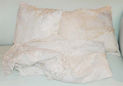 Lot 4468 - Miscellaneous Group of Lace and Textiles