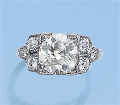 Lot 599 - Diamond Ring