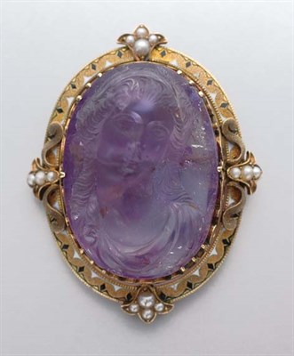 Lot 161 - Antique Gold, Amethyst Cameo, Enamel and Split Pearl Pendant-Brooch