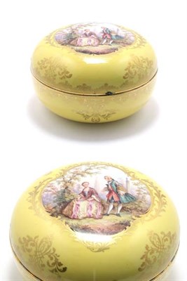 Lot 3220 - Meissen Gilt Decorated Porcelain Box Of squat...